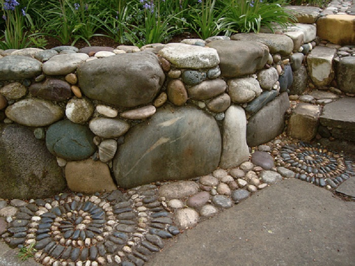 The Art Of The Dry Stack Stone Wall • Insteading